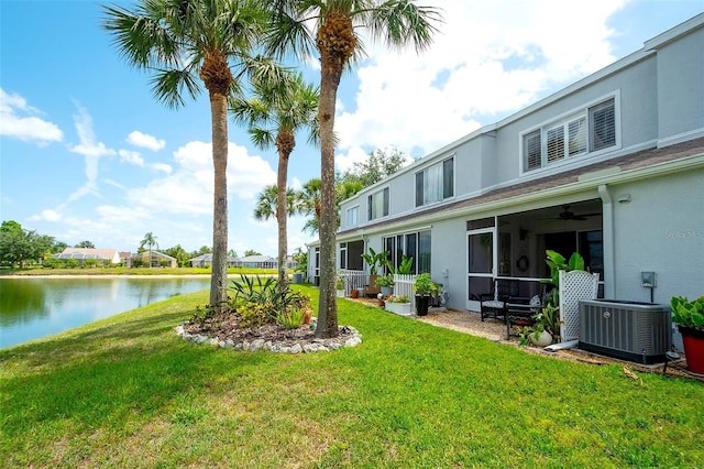 4727 Sabal Key Dr Unit 4727, Bradenton, FL 34203 - view of grassy yard featuring a water view