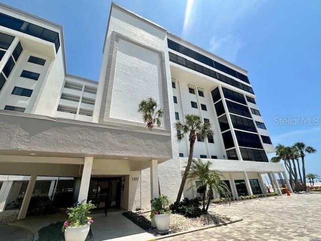 1100 Benjamin Franklin Dr Unit 802, Sarasota, FL 34236 - view of building exterior