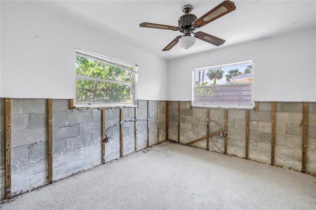 310 Avenida Milano, Sarasota, FL 34242 - empty room featuring healthy amount of natural light