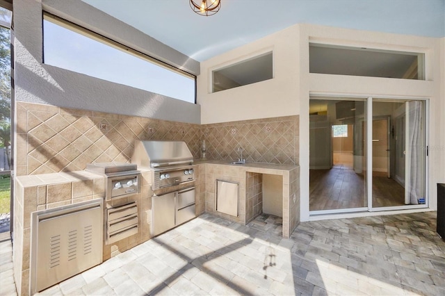 9016 30th St E, Parrish, FL 34219 - view of patio with a sink