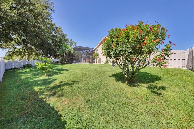 9016 30th St E, Parrish, FL 34219 - view of yard featuring glass enclosure