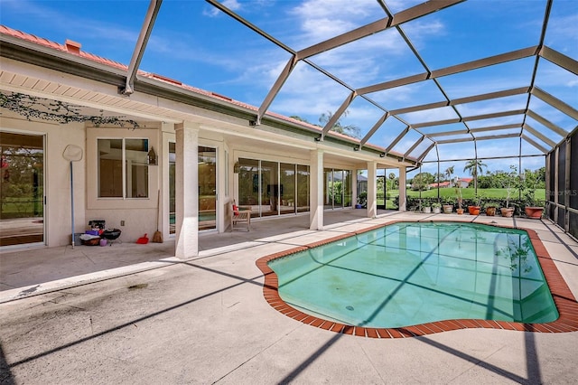 3388 Highlands Bridge Rd, Sarasota, FL 34235 - outdoor pool with a patio area and a lanai