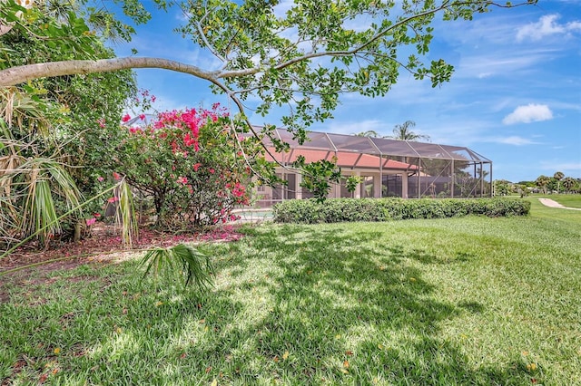 3388 Highlands Bridge Rd, Sarasota, FL 34235 - view of green lawn