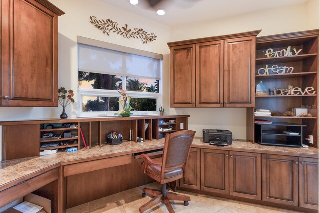801 3rd St E, Palmetto, FL 34221 - home office with built in study area