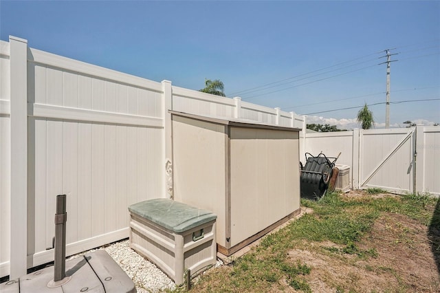 1190 Jamaica Rd, Venice, FL 34293 - view of yard