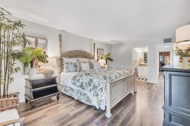 6501 Mourning Dove Dr Unit 215, Bradenton, FL 34210 - bedroom featuring wood finished floors