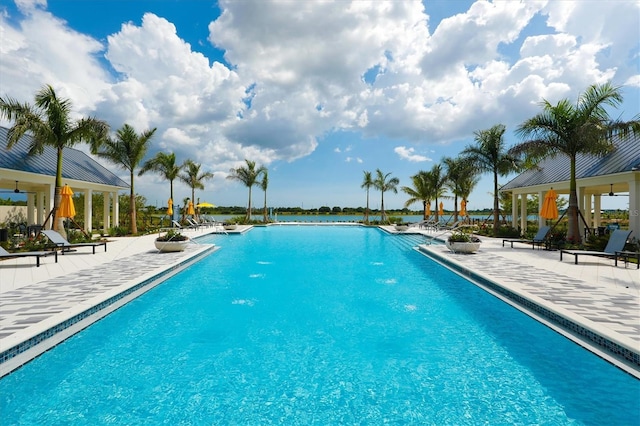 8069 Tidal Pointe Way, Sarasota, FL 34240 - community pool with a patio