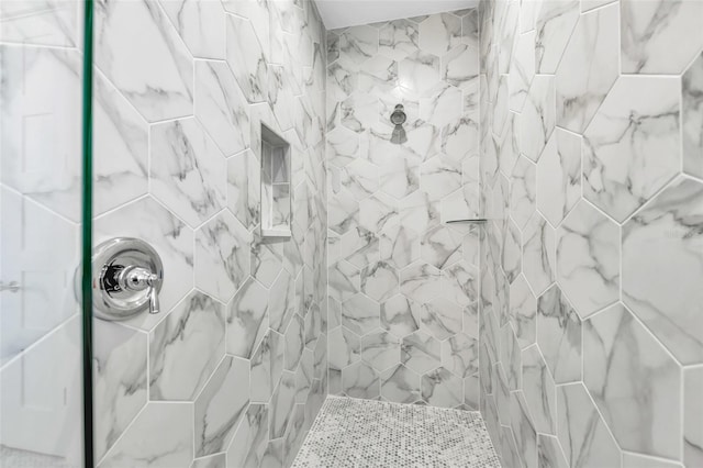 5219 Calle Menorca, Sarasota, FL 34242 - bathroom with a shower stall
