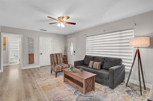 1217 E Ellicott St, Tampa, FL 33603 - photo 4