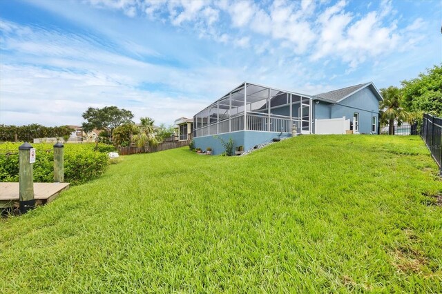 4844 14th Ave E, Bradenton, FL 34208 - view of yard with glass enclosure