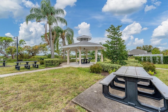 4844 14th Ave E, Bradenton, FL 34208 - surrounding community with a gazebo and a yard