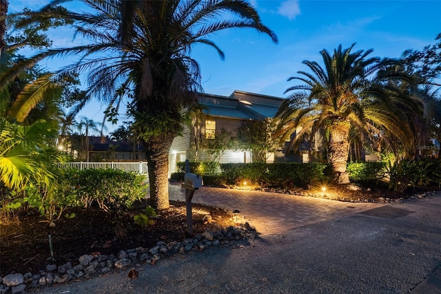 3446 Anglin Dr, Sarasota, FL 34242 - photo 1