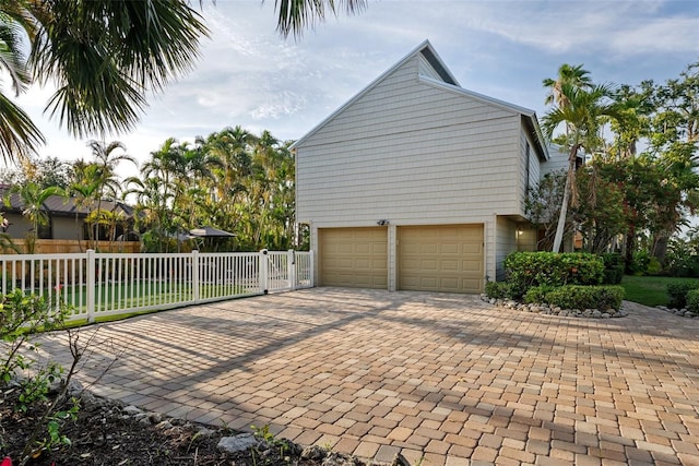 3446 Anglin Dr, Sarasota, FL 34242 - photo 7