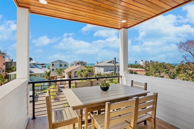 135 Avenida Veneccia, Sarasota, FL 34242 - balcony featuring a residential view
