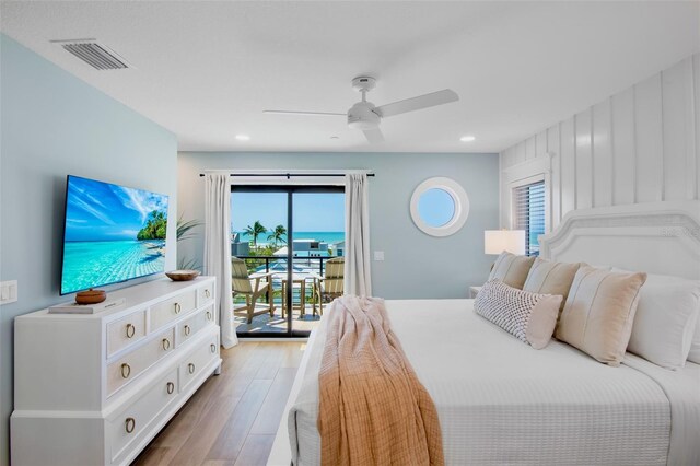 135 Avenida Veneccia, Sarasota, FL 34242 - bedroom with access to outside, light wood-type flooring, ceiling fan, and recessed lighting