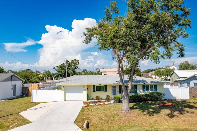 4375 Tortoise Rd, Venice, FL 34293 - ranch-style home featuring an attached garage, driveway, and stucco siding