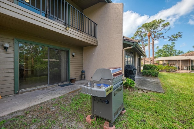 933 Sunridge Way Unit B5, Sarasota, FL 34234 - patio / terrace featuring area for grilling, a yard, and a patio