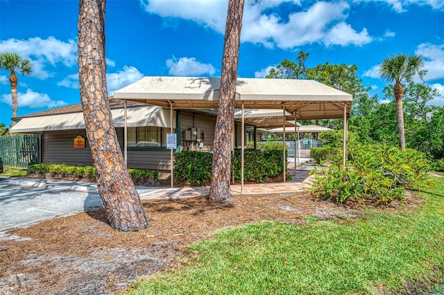 935 Sunridge Way Unit B4, Sarasota, FL 34234 - rear view of house