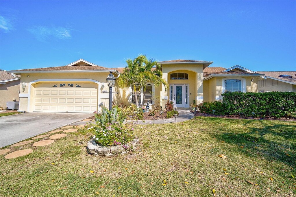 5565 Sweetwater Oak Dr, Sarasota, FL 34232 - photo 1
