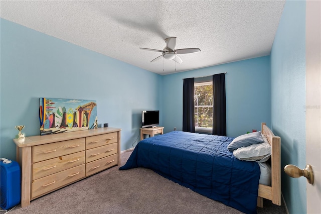 712 68th Ave W, Bradenton, FL 34207 - carpeted bedroom featuring ceiling fan and a textured ceiling