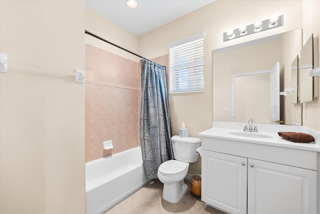 138 Tiziano Way N, Venice, FL 34275 - full bath with toilet, vanity, tile patterned floors, and shower / tub combo