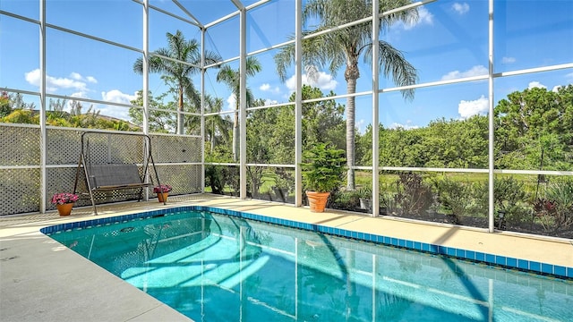 12520 Natureview Cir, Bradenton, FL 34212 - outdoor pool with glass enclosure