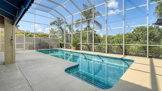 12520 Natureview Cir, Bradenton, FL 34212 - outdoor pool featuring glass enclosure and a patio area