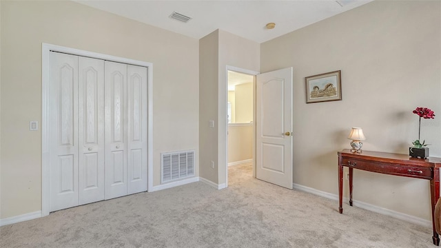 12520 Natureview Cir, Bradenton, FL 34212 - bedroom featuring carpet, a closet, and baseboards