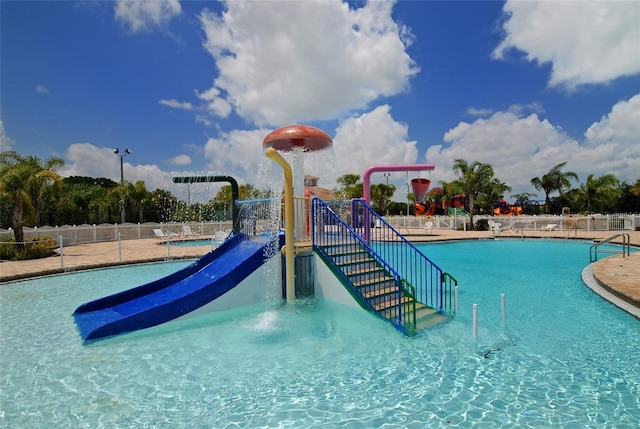 12520 Natureview Cir, Bradenton, FL 34212 - view of community pool