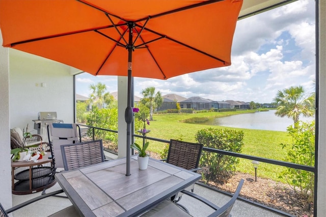 13549 Old Creek Ct, Parrish, FL 34219 - sunroom with a water view and outdoor dining area