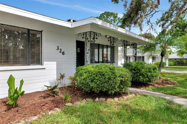 326 25th St W, Bradenton, FL 34205 - view of doorway to property