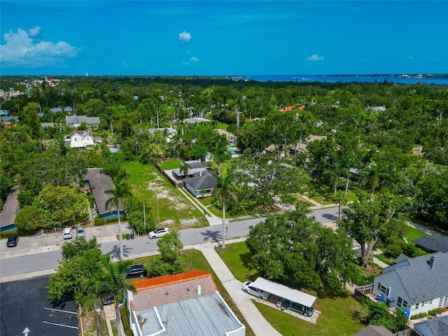 326 25th St W, Bradenton, FL 34205 - aerial view of property and surrounding area featuring nearby suburban area
