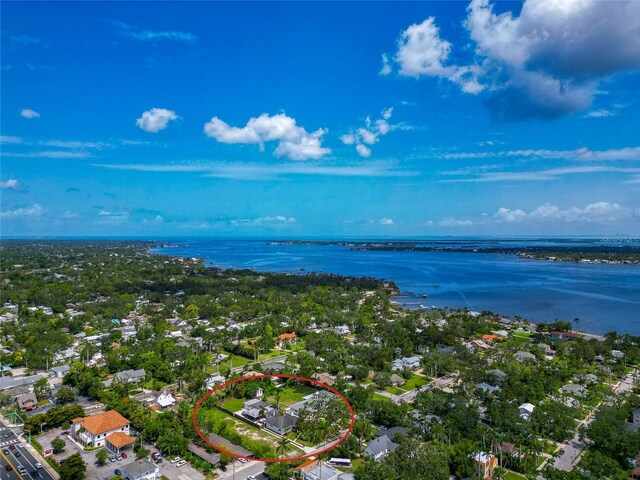 326 25th St W, Bradenton, FL 34205 - aerial perspective of suburban area featuring a large body of water