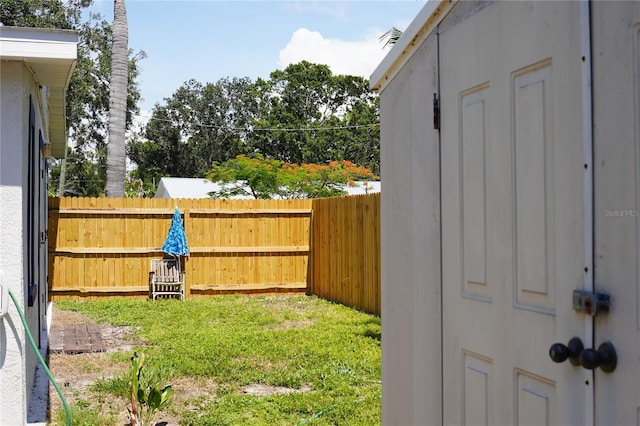 204 36th St W, Bradenton, FL 34205 - view of yard
