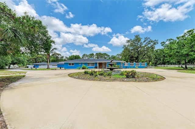 2726 Desoto Rd, Sarasota, FL 34234 - view of swimming pool