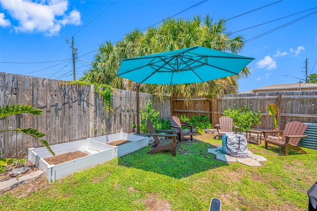 440 42nd St N, Saint Petersburg, FL 33713 - view of yard featuring a vegetable garden