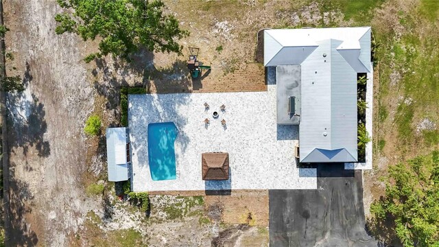 2255 61st St, Sarasota, FL 34243 - view of subject property with a pool