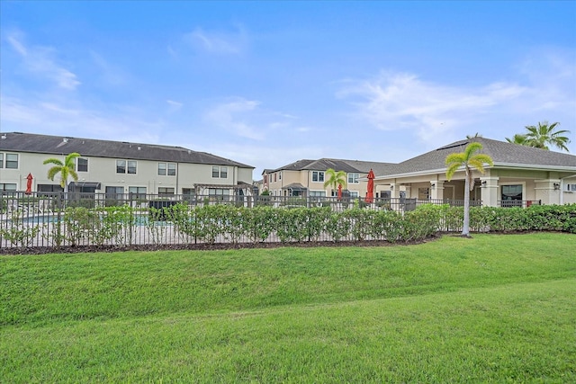 5191 78th St Cir E, Bradenton, FL 34203 - view of yard featuring a residential view