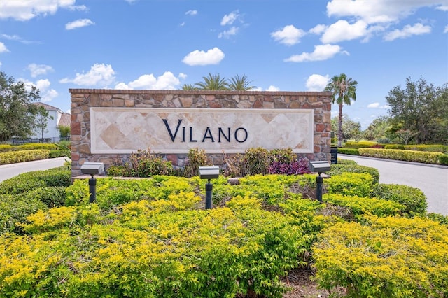 7508 Ripetta St, Sarasota, FL 34240 - view of community sign