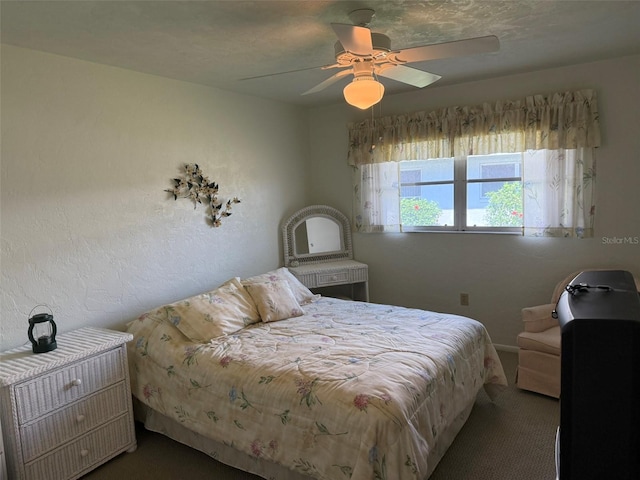 3673 Somerville Dr Unit 1510, Sarasota, FL 34232 - carpeted bedroom with ceiling fan