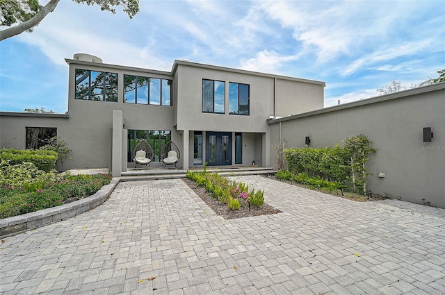 512 Treasure Boat Way, Sarasota, FL 34242 - view of front of property featuring stucco siding and driveway
