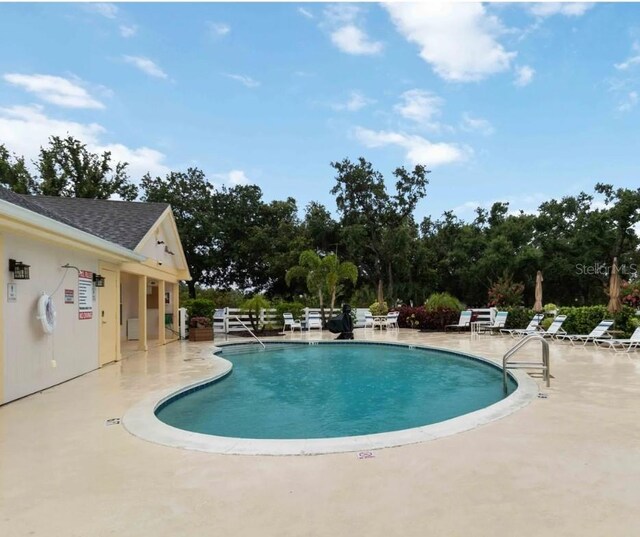 4629 Whirlaway Dr Unit B, Sarasota, FL 34233 - photo 31