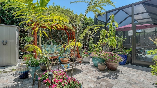 4612 4th Ave E, Bradenton, FL 34208 - view of patio / terrace with a lanai