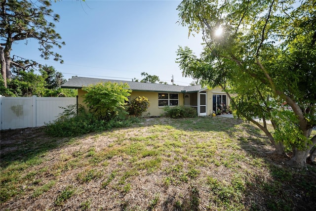 3468 Roslyn Rd, Venice, FL 34293 - view of yard