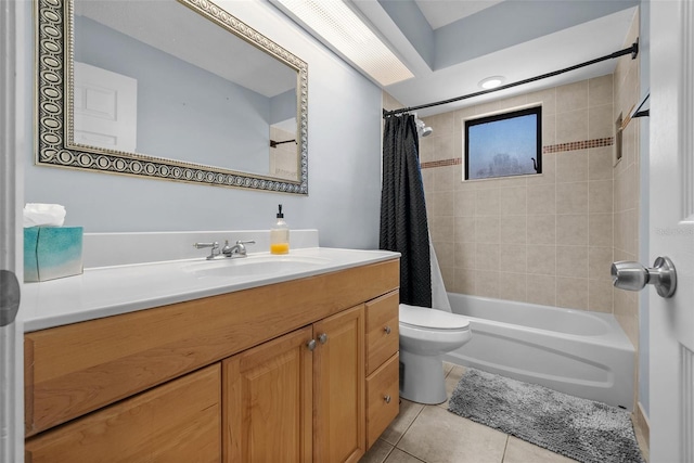 4076 Vana Dr, Sarasota, FL 34241 - full bathroom featuring tile patterned flooring, vanity, shower / bath combination with curtain, and toilet