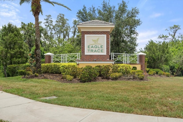 12327 Halfmoon Lake Ter, Bradenton, FL 34211 - community / neighborhood sign featuring a lawn
