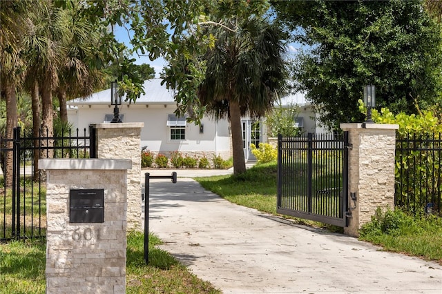 601 Suffolk Cir, Nokomis, FL 34275 - photo 1