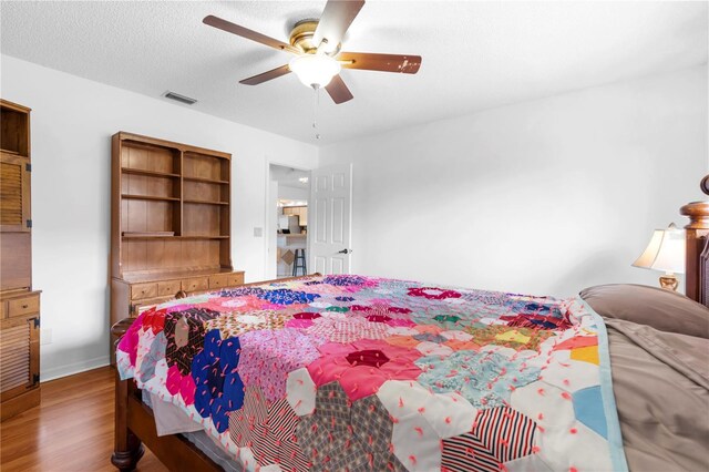1719 W Bluewater Ter, North Fort Myers, FL 33903 - photo 30