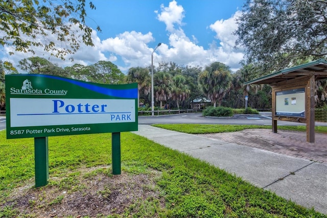 8930 Bloomfield Blvd, Sarasota, FL 34238 - exterior view