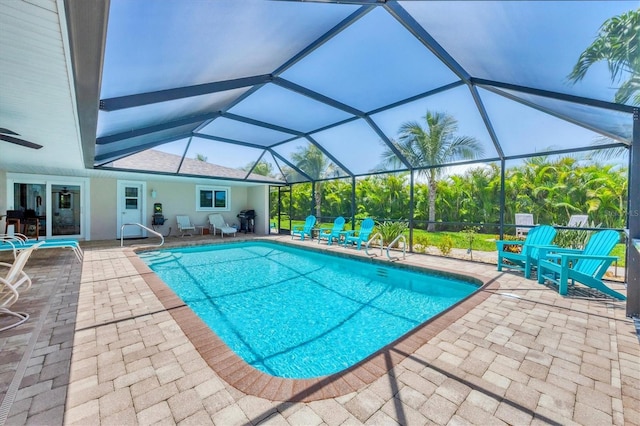 7913 19th Avenue Dr W, Bradenton, FL 34209 - outdoor pool featuring a patio and a lanai